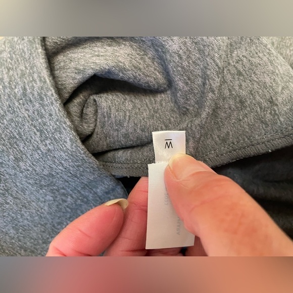 Marine Layer Samsara Womens 1/4 Zip Jacket Golf Sweater Active Outdoor Gray Med - Picture 9 of 9